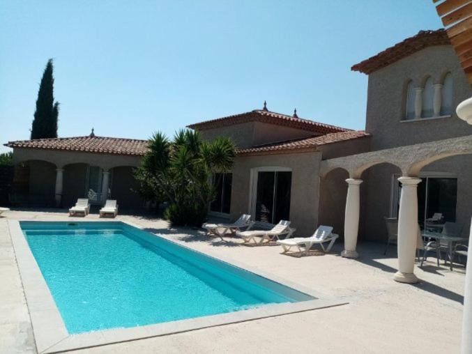 Bienvenue A L Hacienda Villa Magalas Ngoại thất bức ảnh